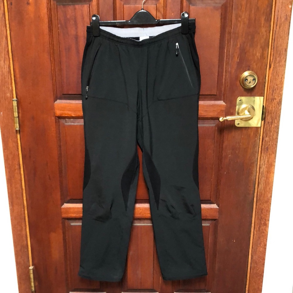 Patagonia - Black Pants